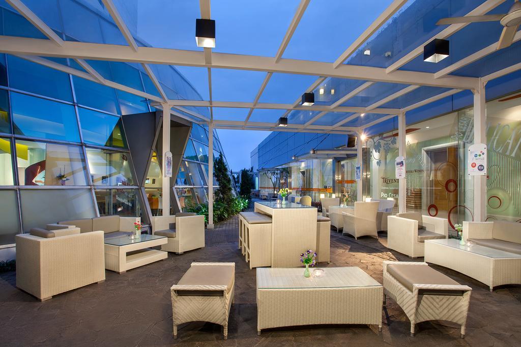 Harris Hotel & Convention Festival Citylink Bandung Esterno foto