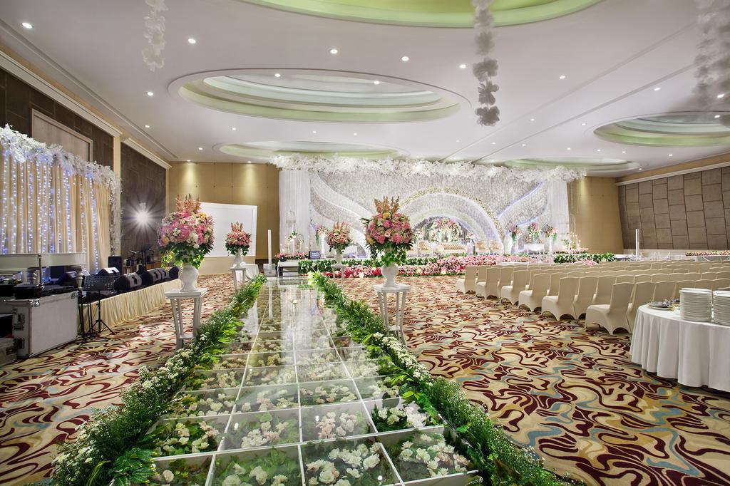 Harris Hotel & Convention Festival Citylink Bandung Esterno foto